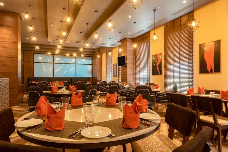 Hotel Four Points By Sheraton Chennai Omr