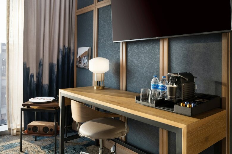 The Otis Hotel, Autograph Collection