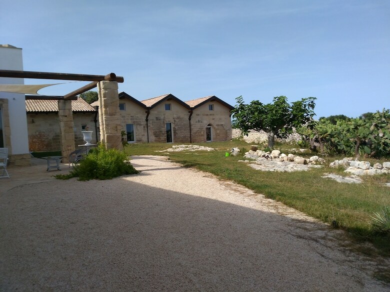 Villa Falcon Home Resort