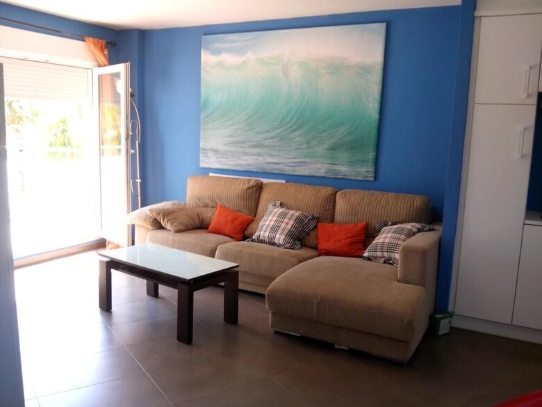 Apartamento Lujoso Cerca de La Playa (0206-h)