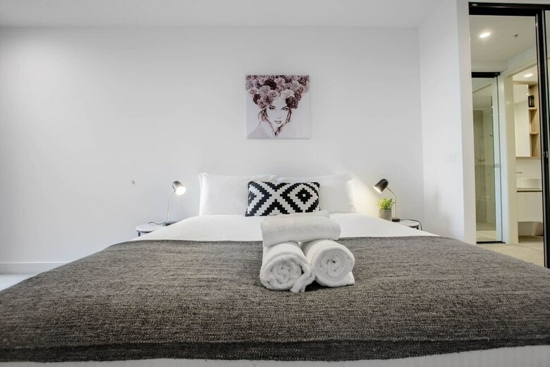 84 Bleu Ambre Apartment