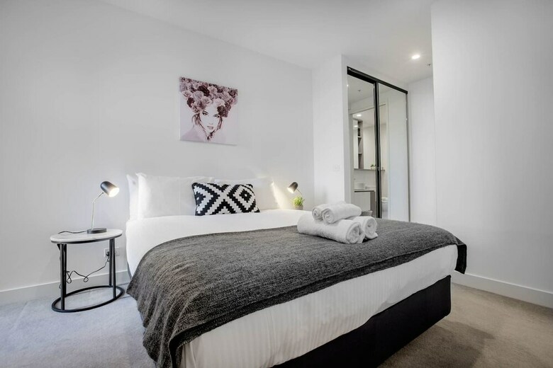 84 Bleu Ambre Apartment