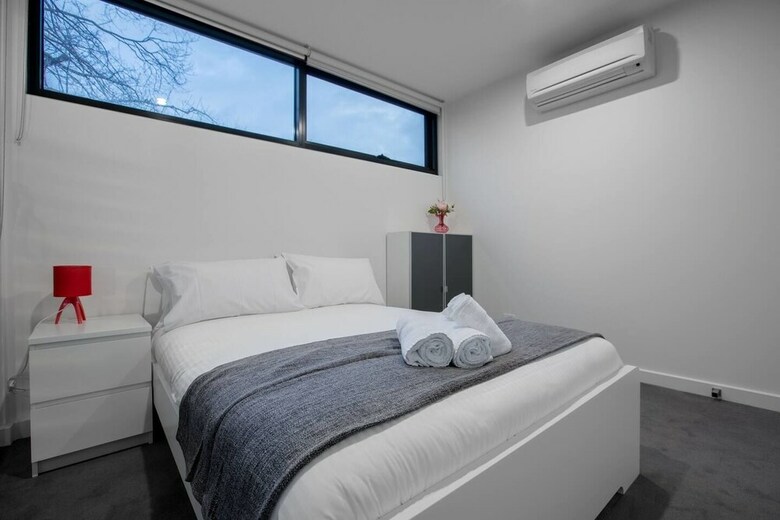 106 Modern Prestige 3-storey New Establishment
