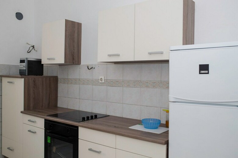 Apartment Four Tower
