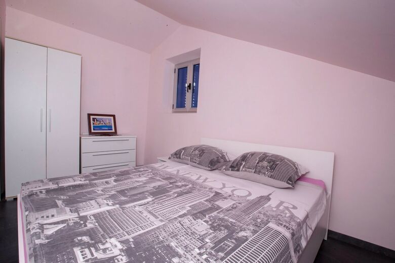 Apartment Four Tower