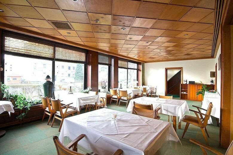 Hotel Sch�nfeld