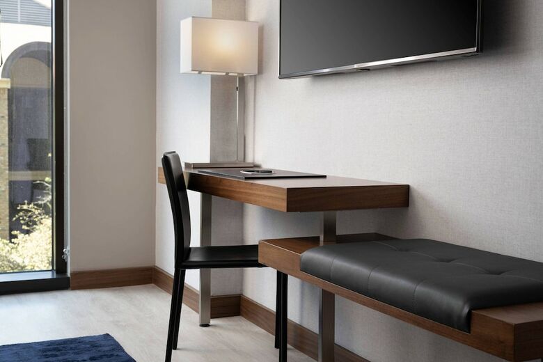 AC Hotel Austin-university