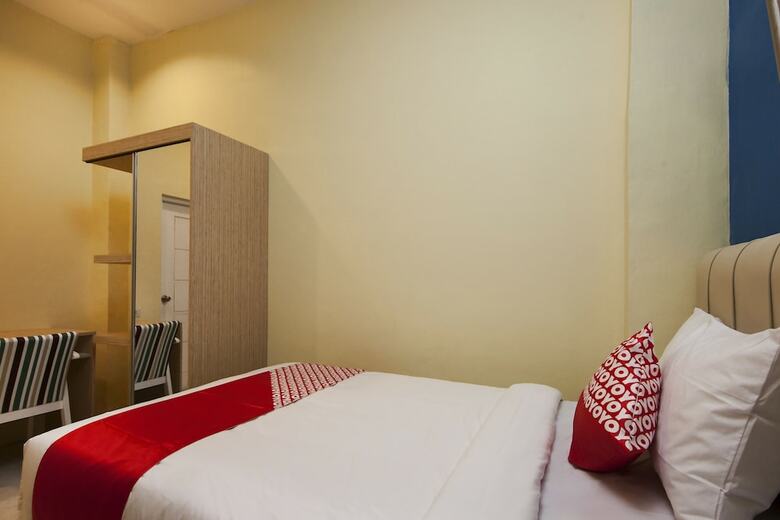 Hostal Oyo 1095 Rap Hotel
