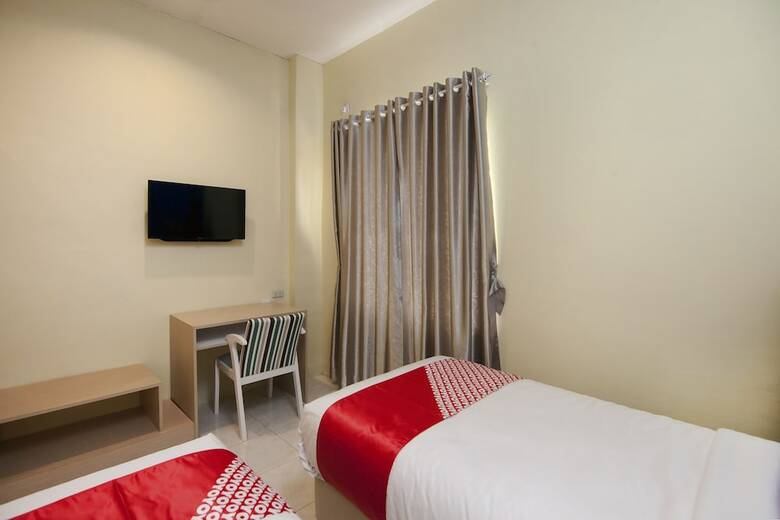 Hostal Oyo 1095 Rap Hotel