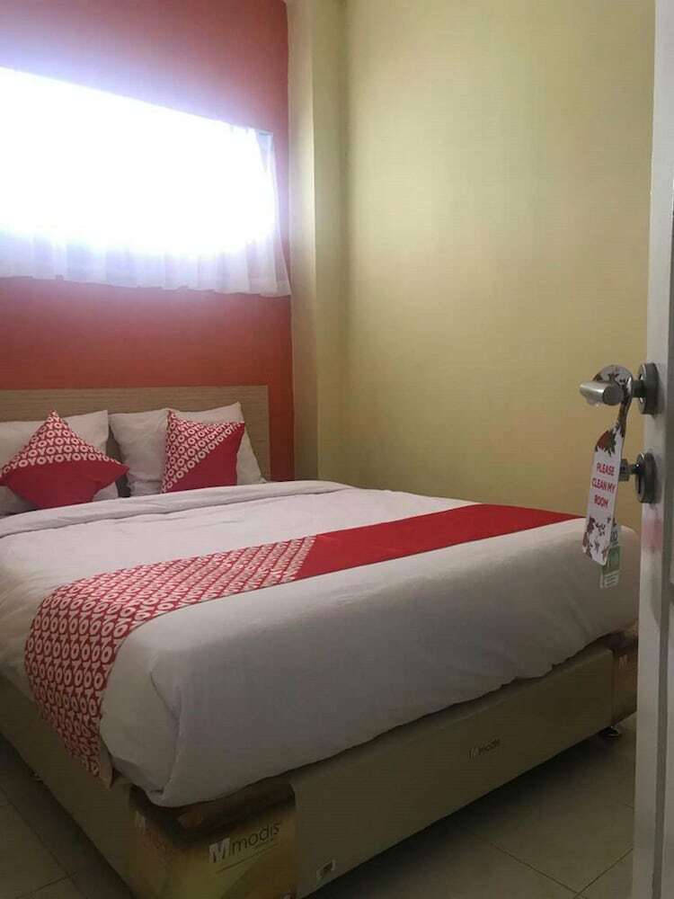 Hostal Oyo 1095 Rap Hotel