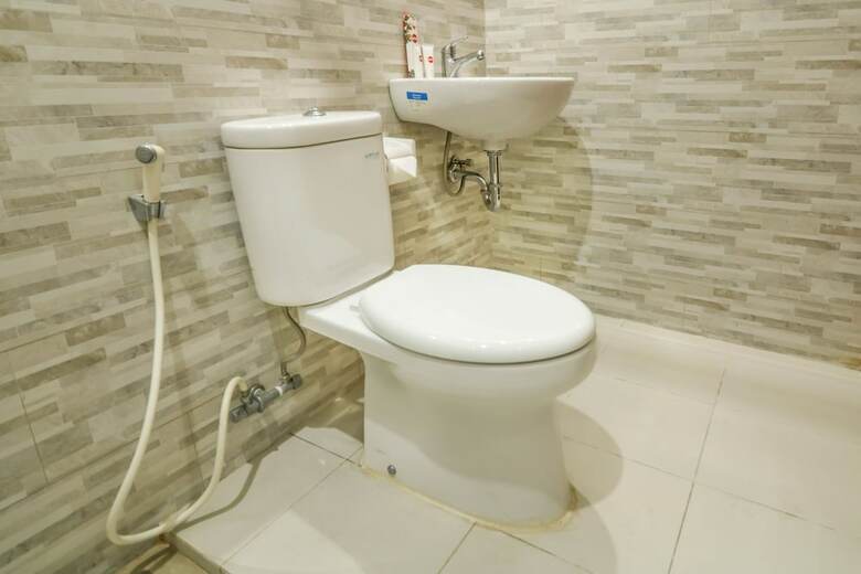 Hostal Oyo 1200 Kencana Residence