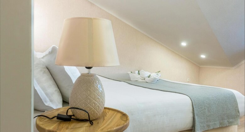 Falcon Boutique Hotel