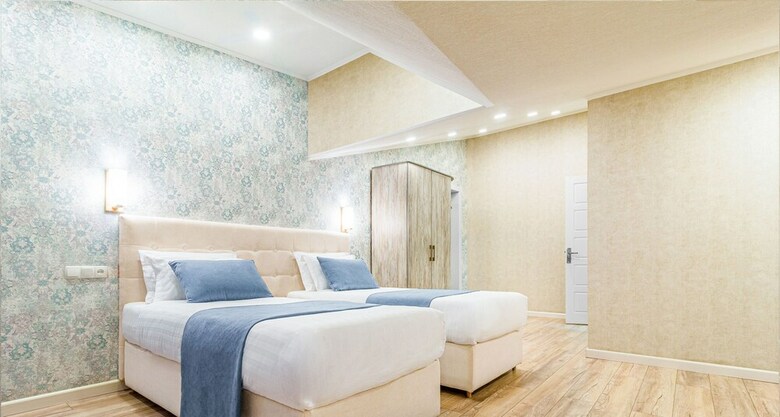 Falcon Boutique Hotel