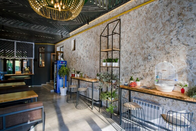 Falcon Boutique Hotel