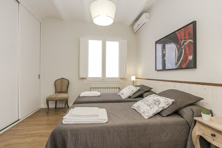 Bcn Pau Claris Rocamora Apartments