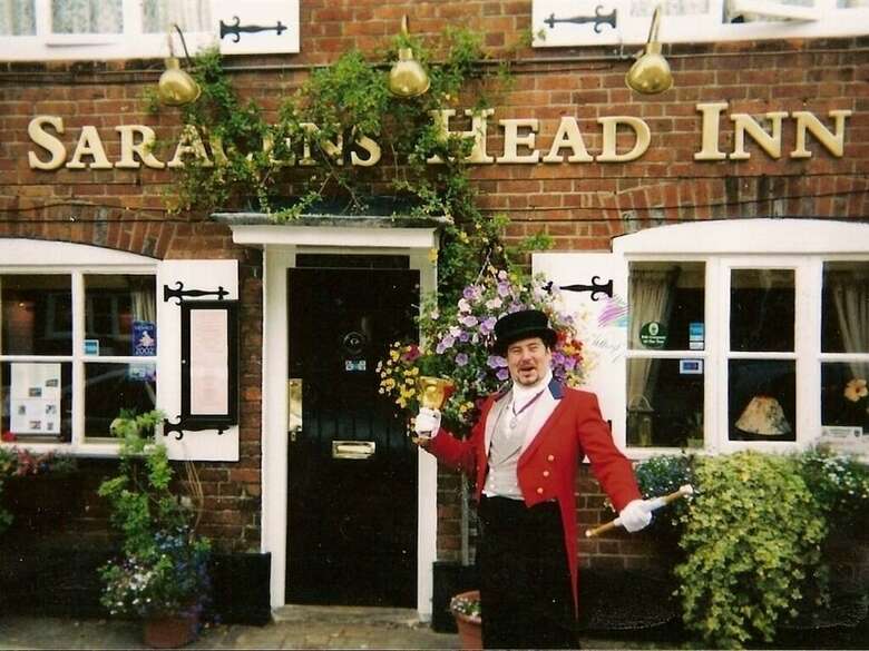 Posada The Saracens Head