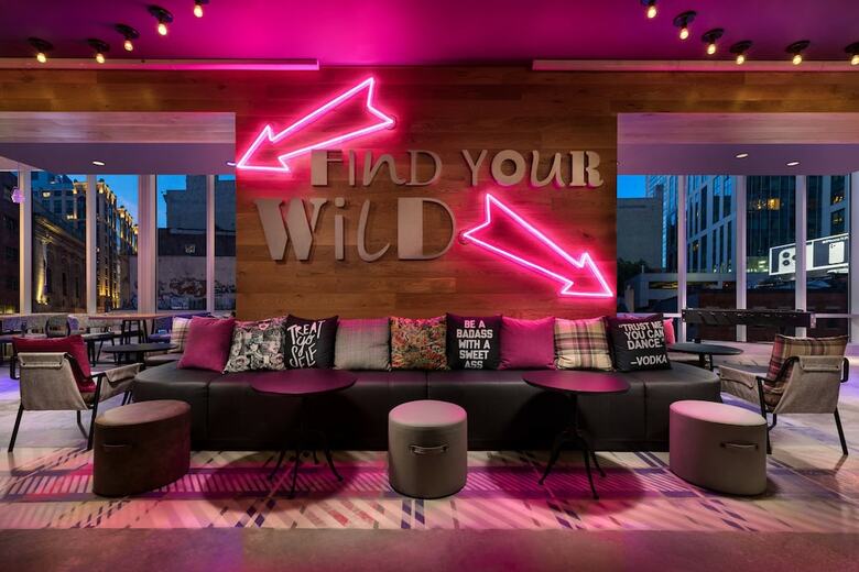 Hotel Moxy Boston Downtown