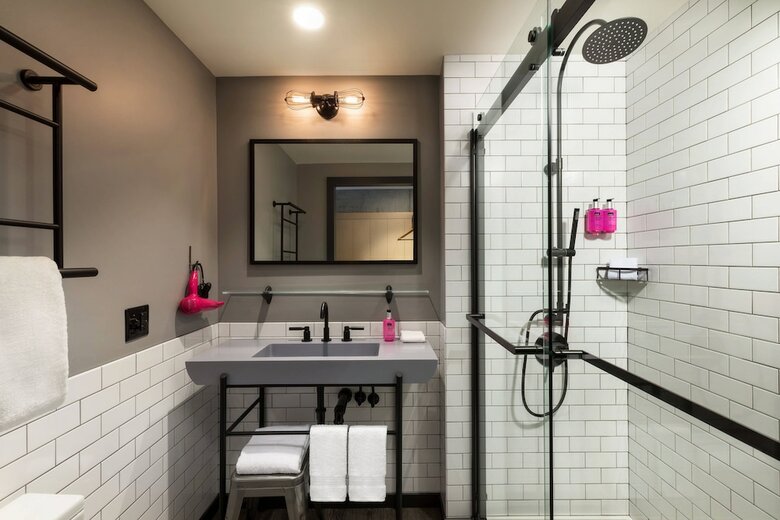 Hotel Moxy Boston Downtown