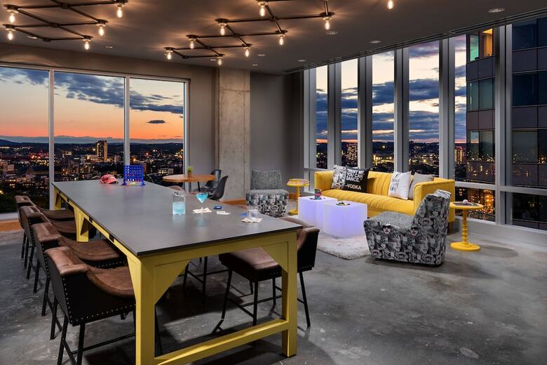 Hotel Moxy Boston Downtown