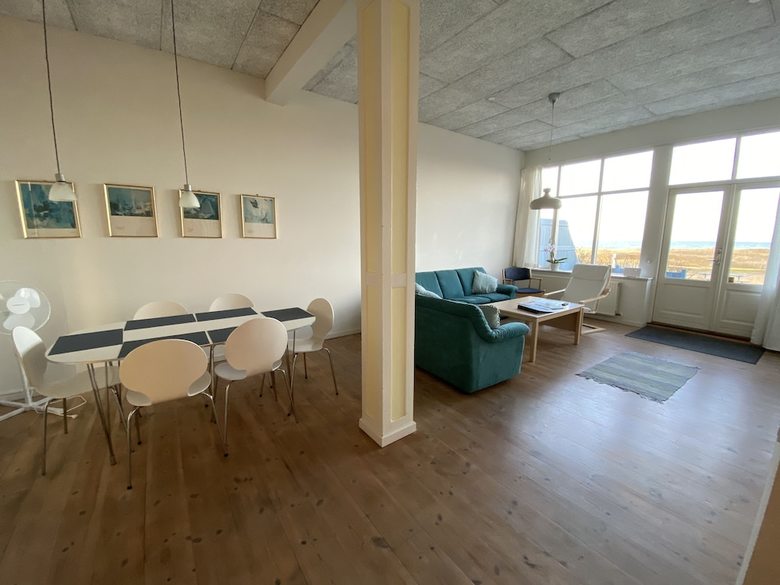 Apartamentos Skaerven Beachfront Condos And Cottage