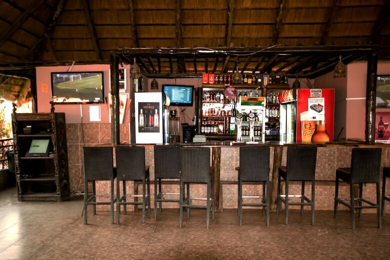 Hotel Melsim Lodge