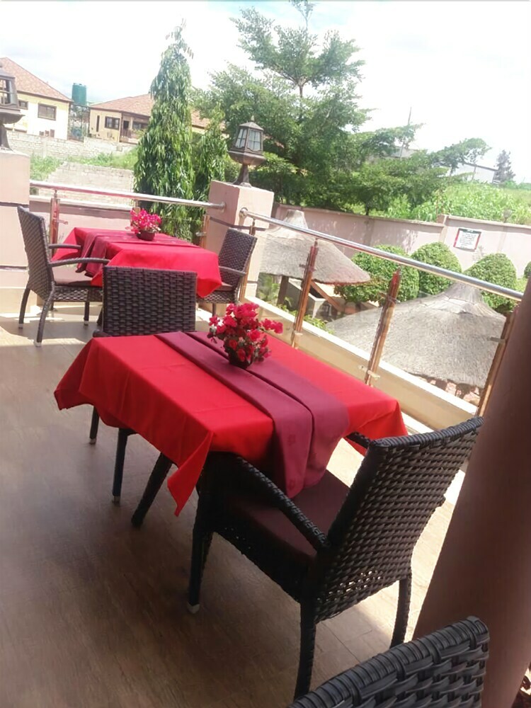 Hotel Melsim Lodge