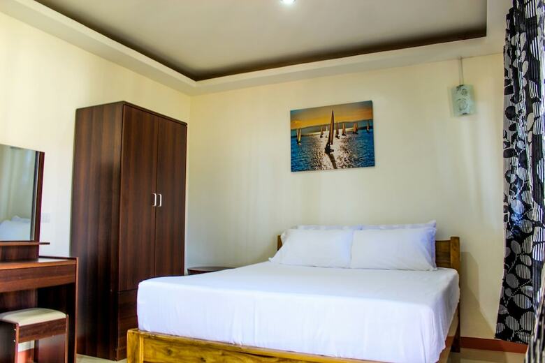 Hotel Aloha Seaside  Resort