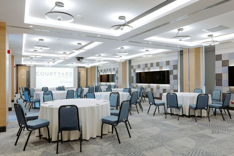 Hotel Courtyard By Marriott Chisinau