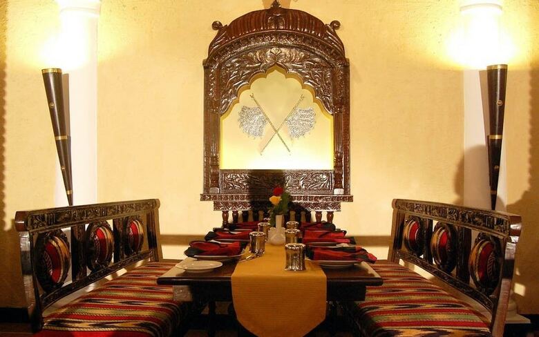 Hotel Noor-us-sabah Palace