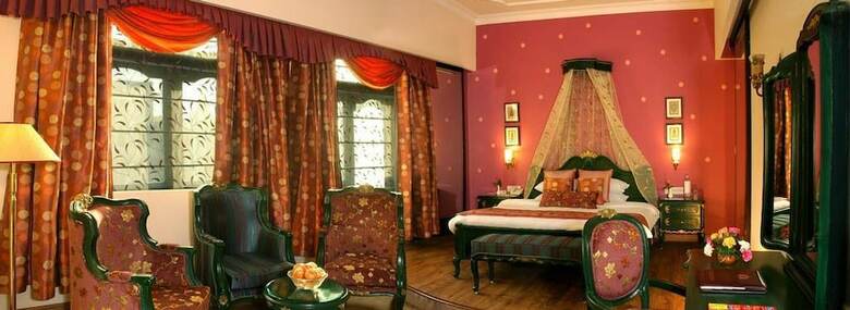 Hotel Noor-us-sabah Palace