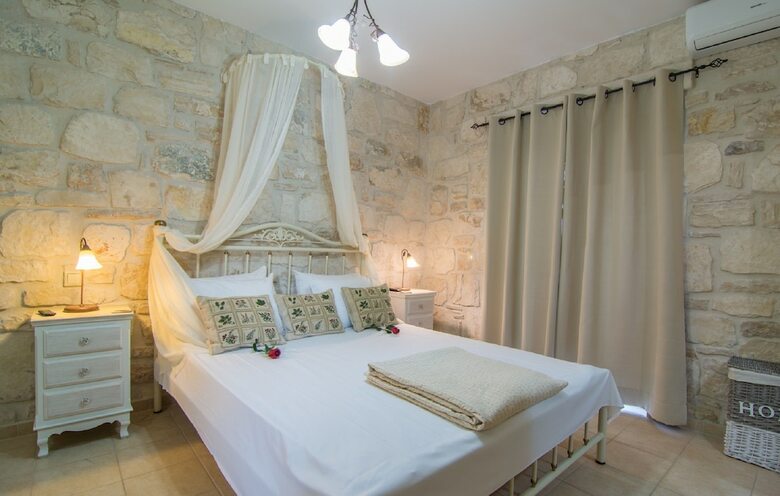 Olive Luxury Stone Villas
