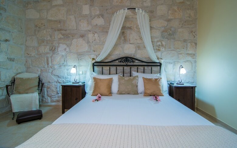 Olive Luxury Stone Villas