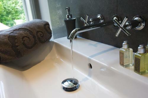 Hostal Chambres D'h�tes Le Clos Des Tilleuls