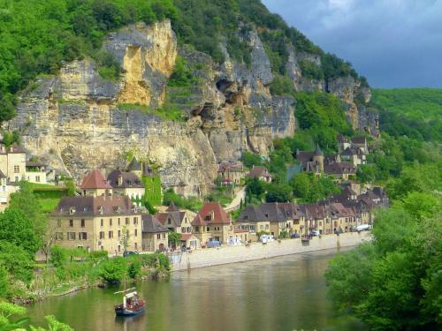 Holiday Home Les Fontanelles Bagat En Quercy