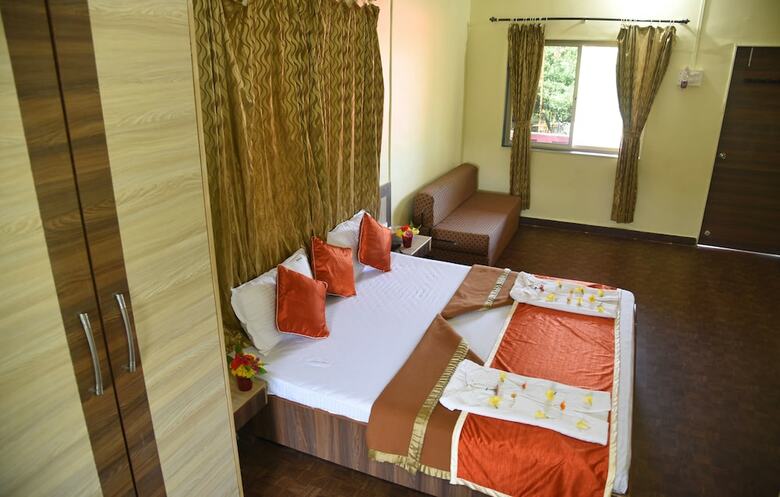 Hotel Wild Camp Resort