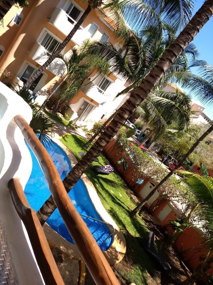 Apartamentos Playacar Agua