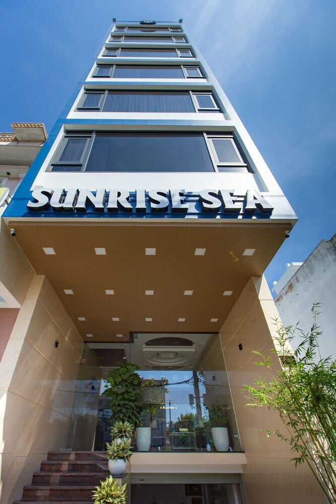 Aparthotel Da Nang Sunrise Sea Hotel & Apartment
