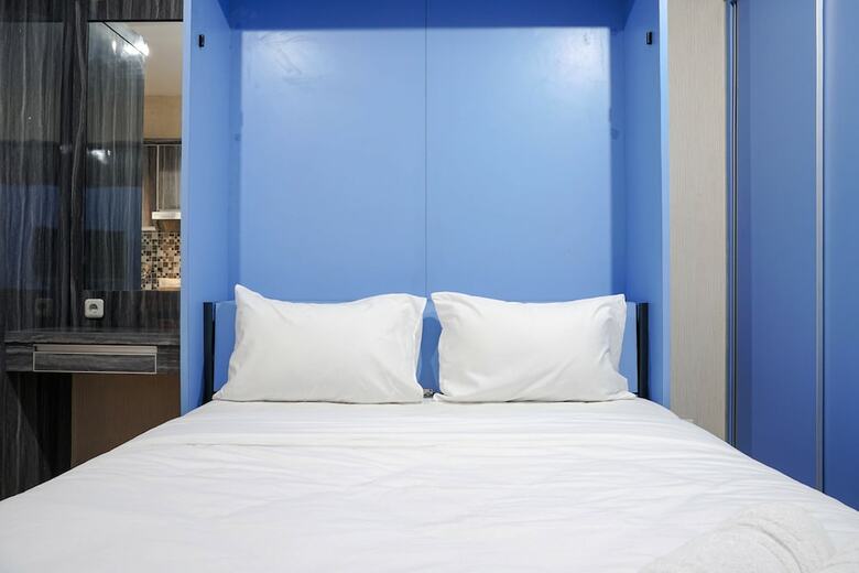 Blue Studio Apartment At Green Bay Pluit