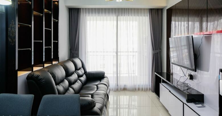 3br Apartment With Pool View At M-town Residence