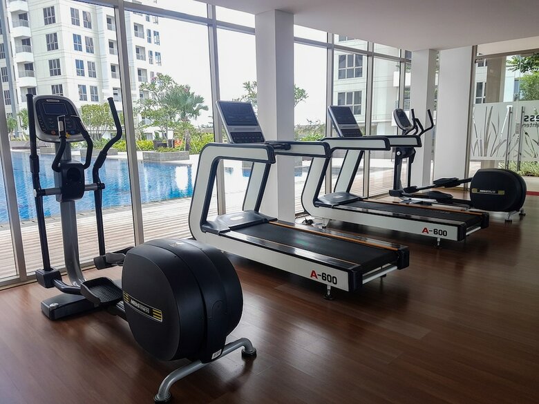 3br Apartment With Pool View At M-town Residence