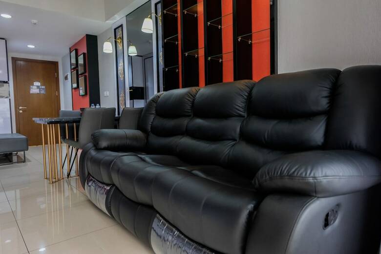 3br Apartment With Pool View At M-town Residence