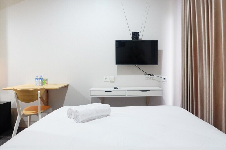 Comfy Studio Springwood Residence Apartment