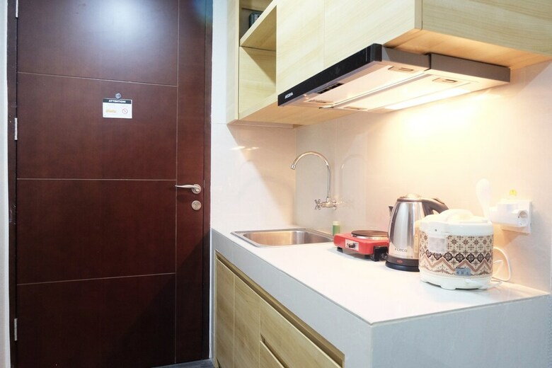 Comfy Studio Springwood Residence Apartment