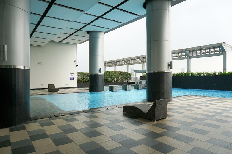 Cozy Studio Apartment At Cosmo Terrace