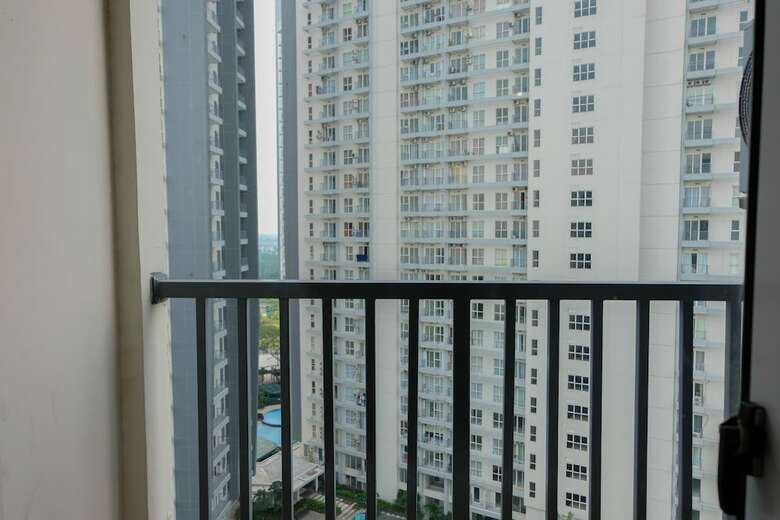 Clean 1br Saveria Apartment
