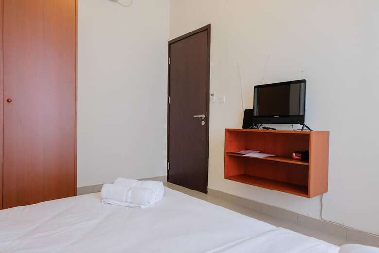 Clean 1br Saveria Apartment