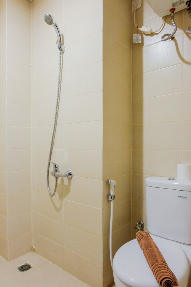 Clean 1br Saveria Apartment