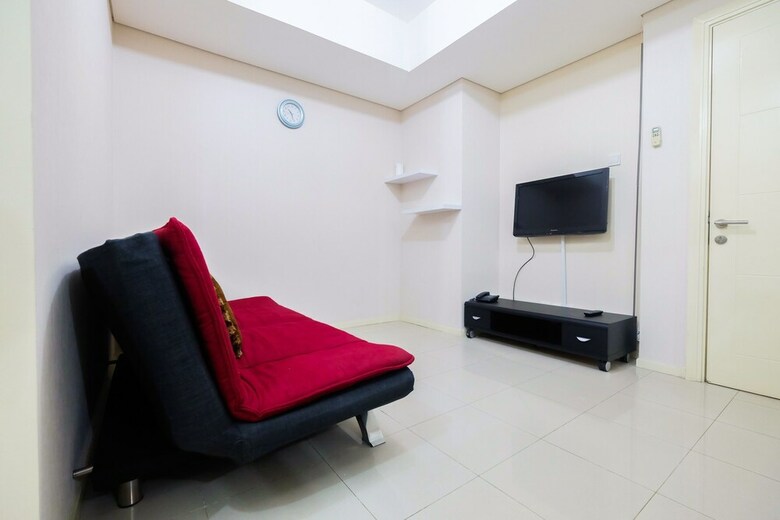 Comfy 1br Apartment At Cosmo Terrace