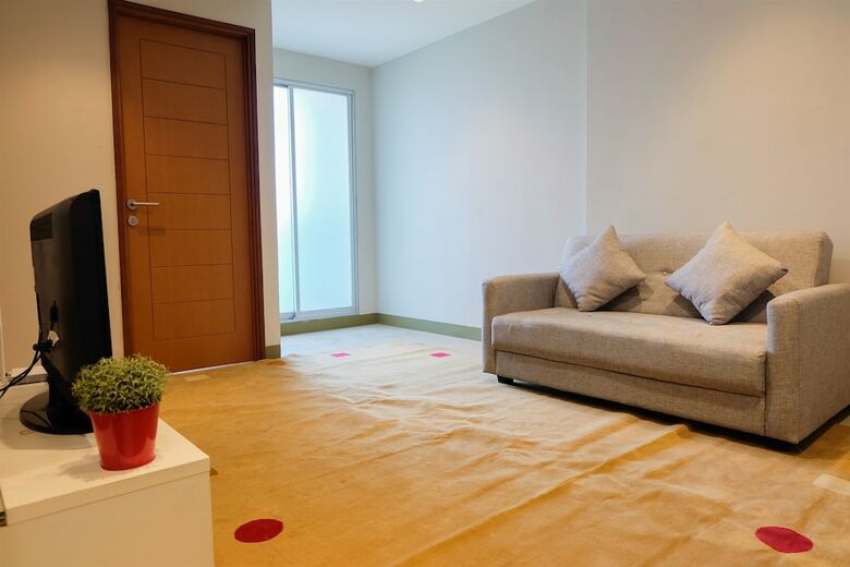 Comfy 2br Gading Greenhill Pegangsaan Apartment