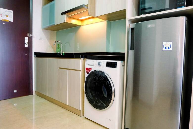 Exclusive Studio Menteng Park Apartment